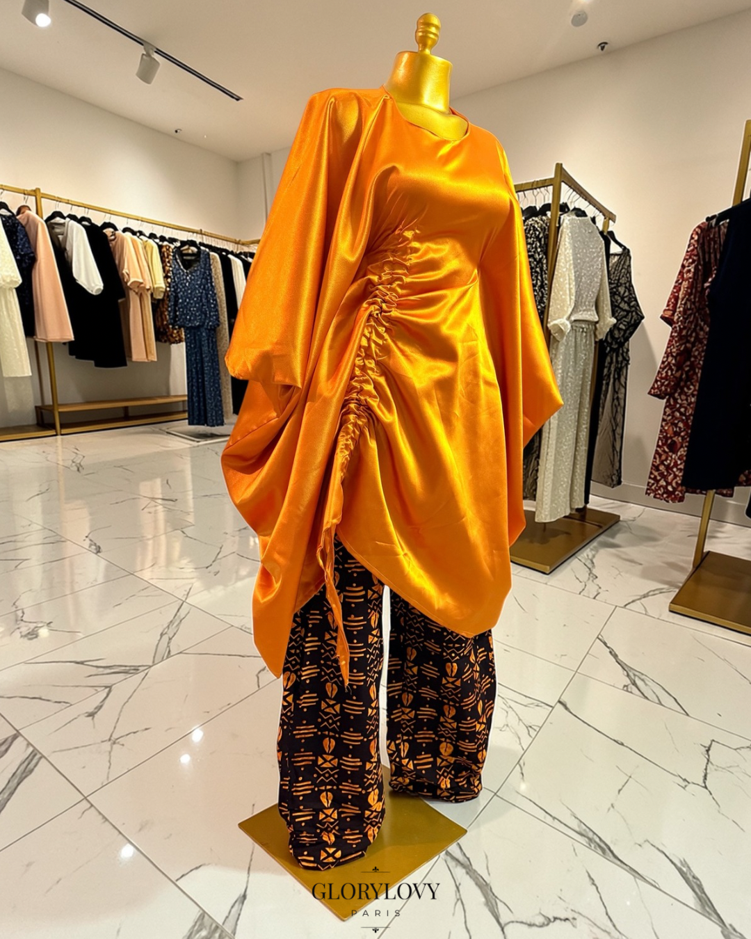 ENSEMBLE SATIN ET WAX