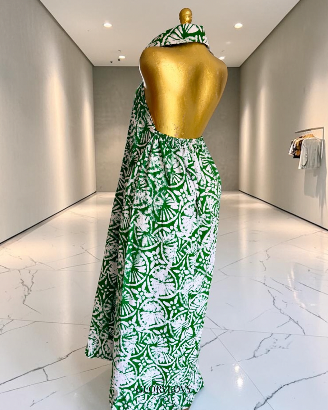 ROBE DOS NU