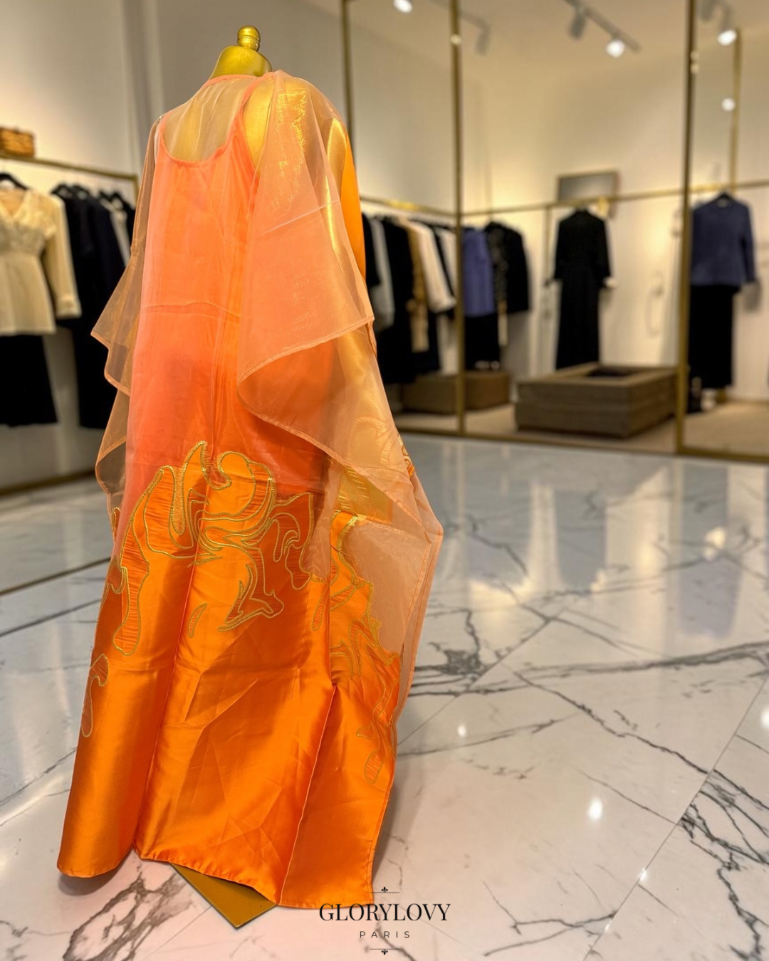 ROBE ORGANZA BRODÉE