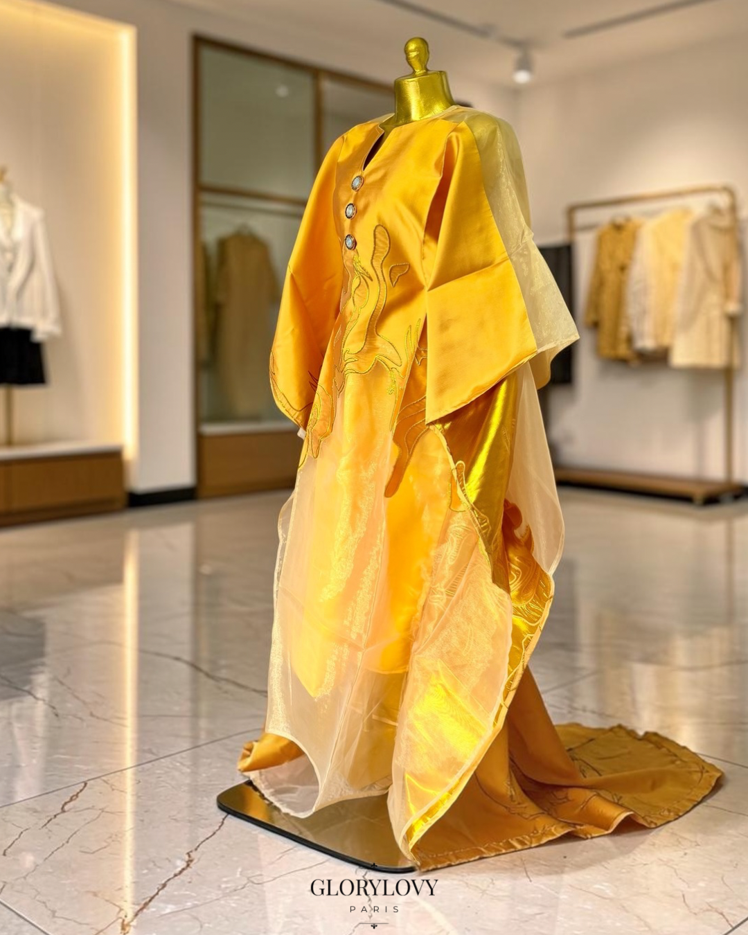 ROBE ORGANZA BRODÉE